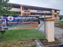 03:10 sekolah menengah kebangsaan panji no comments. Pusat Tingkatan Enam Smk Raja Muda Musa Kuala Kangsar Facebook
