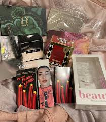 brand makeup bundle