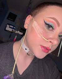 this 14 year old makeup artist