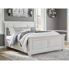 Robbinsdale Queen Sleigh Bed In Antique