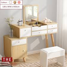 simple dressing table with foldable