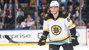 All the latest stats, news, highlights and more about david pastrnak on tsn. Bruins Pastrnak Expected To Return This Season After Falling Injuring Thumb Tsn Ca