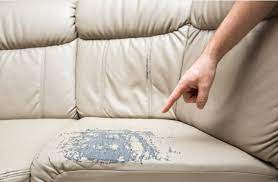 cómo limpiar un sofá de piel blanco por