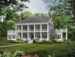 colonial plantation style house plan