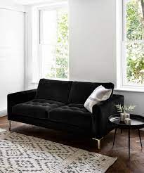 10 black sofas for a dramatic look