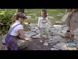 how to lay a flagstone patio using