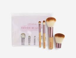 3 rekomendasi makeup brush set dari