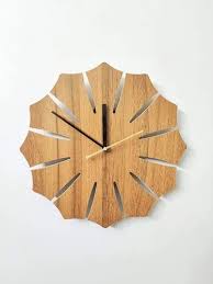Unique Design Wooden Wall Clock For