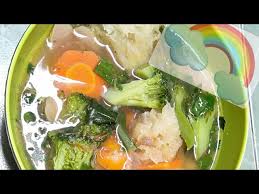 Disajikan hangat, pas banget sebagai menu sehat. Resep Sup Brokoli Jamur Rekomendasi Menu Makan Siang Bersama Keluarga Tribun Solo