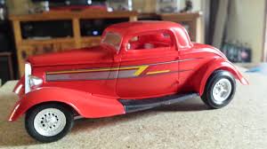 Well here you've got a solo record with another automobile on the cover. Revell Zz Top Eliminator Custom 1933 Ford Coupe Model Youtube