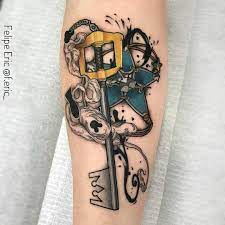 Kingdom hearts tattoos are based on a series of square enix and disney games that have been very successful. Trabalho Por F Eric Kingdom Hearts Nerdytattoosdaily Vgta2 Gamerink Nerd Geek Gamer Animemasterink Man Kingdom Hearts Tattoo Gaming Tattoo Tattoos