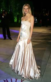 gwyneth paltrow wedding dress details