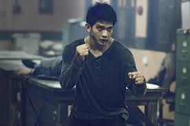 Uwais began his career with roles in merantau (2009) with alex abbad and the raid: Iko Uwais Wallpapers Wallpaper Cave