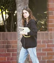lily collins without makeup photos
