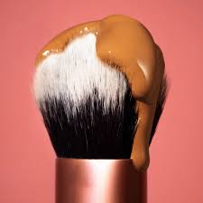 expert face makeup brush