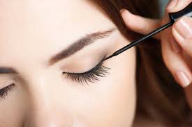 5 tips makeup untuk pemilik mata besar