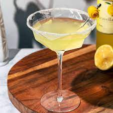 lemon drop limoncello martini 3