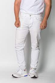 how to get a stain out of white jeans gq