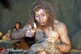 L'uomo di neanderthal è anche protagonista delle prime pratiche religiose ben documentate, legate al rituale funebre, con inumazione dei corpi nella quale il defunto era posto in posizione rannicchiata e accompagnato da offerte di cibo e strumenti, o a pratiche di conservazione dei crani. L Uomo Di Neanderthal Navigava Da Una Recente Scoperta Della Mcmaster University International Web Post International Web Post