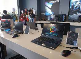 Kedai komputer ft dotcom, larkin idaman. Illegear Johor Bahru Concept Showroom Launched Amd Ryzen 4000 Series Laptops Unveiled The Axo