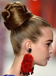 If you are looking for a hairstyle which is suitable for an event or a party, then messy bun is the one. 50 Coolest Teen Hairstyles For Girls
