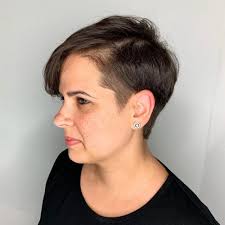 It looks great with short hair, long hair, and of course black hair too. The 20 Coolest Undercut Pixie Cuts Found For 2020
