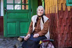 Semnal de alarmă de la Sorin Onişor, „fotograful satului românesc”: Bătrânii au nevoie de ajutor - Basilica.ro