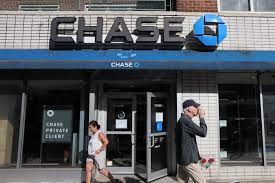 u s banks take hit on leveraged loans