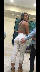 Sommer ray ass grab