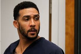 Janelle winslow filed the divorce paperwork in san diego county superior court at the end of august. Kellen Winslow Jr S Wife Files For Divorce As Rape Retrial Nears