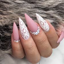 32 Extraordinary White Acrylic Nail Designs To Finish Your
