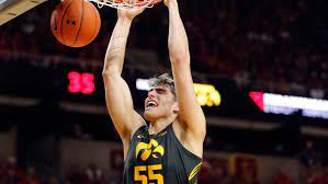 For the casual hoops fan, the name luka is associated. Iowa Star Luka Garza Had Tooth Jarred Loose After Inadvertent Elbow From Teammate Joe Wieskamp
