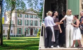 This wasn't the only white dress turner wore over her wedding weekend. Sophie Turner And Joe Jonas French Wedding Venue Is An 18th Century Castle Entertainment