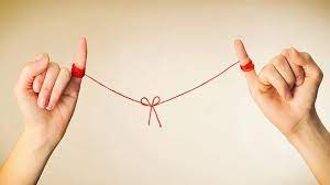 5 signes que votre partenaire est le fil rouge de votre destin - Info 07