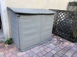 rubbermaid horizontal storage shed for