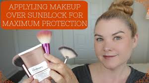 applying makeup over mineral sunscreen