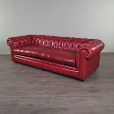 chesterfield sofa leather red