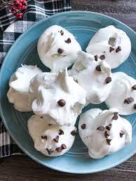 chocolate chip meringue cookies