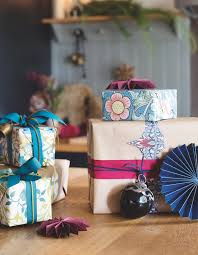 beautiful holiday gift wrapping ideas