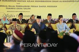 Majlis perbandaran seberang perai (mpsp). Sultan Perak Rasmi Kompleks Pentadbiran Majlis Daerah Seri Iskandar