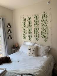 decorative vines set bedroom design