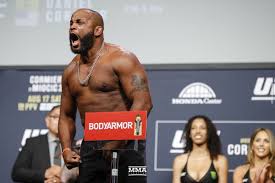 Ufc 241 Fight Night Weights Daniel Cormier 14 Pounds