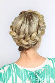 It looks both elegant and bohemian, which is why it is frequently chosen as the. A Fat Halo Braid Twist Me Pretty
