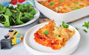 cheese and tomato vegetarian lasagne