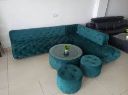 Round Table Sofa Set