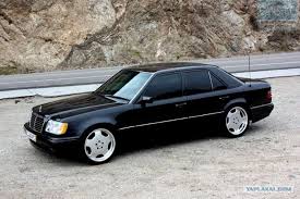 Ahead of its time, the w124 utilized many suspension components back in the 1980's that are standard in modern day vehicles such as using separate front dampers and springs. Mercedes Benz E Class W124 Mercedes Benz Cars Mercedes Benz Benz