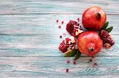 How many pomegranate should I eat a day?