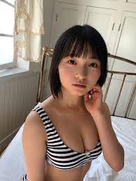 JKの膨らみかけおっぱい : アイドル・女子アナ画像☆吟じます