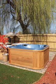 8 Simple Hot Tub Privacy Ideas For Any