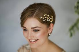 how to style wedding hair accessories